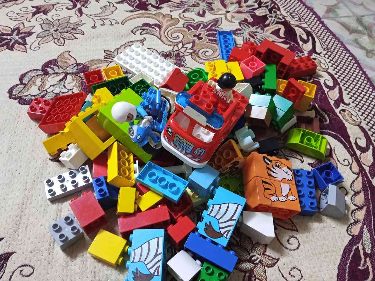 متوفر
مجموعة مكعبات ليكو مختوم وسط
العدد ١٠٠ قطعه 
السعر ١٥ الف
يتوفر توصيل بغداد والمحافظات


**إذا كنت صاحب هذا الإعلان وتريد حذفه لأي سبب، رجاءا أرسل رسالة إلى الدعم الفني**