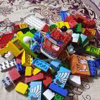 مكعبات ليكو • ١٠٠ قطعة • مختوم وسط