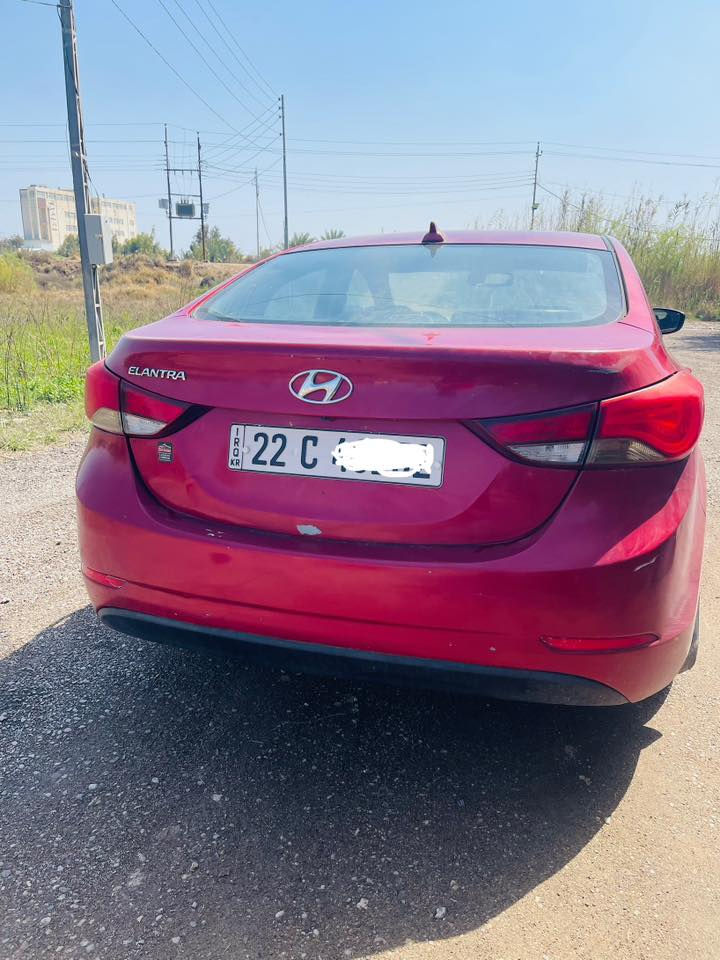 السلام عليكم 🫡 
النتره 2016 امريكي مكينه 2000 دوش 
كير حدايه خير من الله 
غرفتها جديده دواخلها نظيفه 
رقم اربيل باسم عربي صديقي تحويل او وكاله
رقم وهزه جدد 
السياره بيها قطع كلير وموضح بالسونار موجود بالصور 
السعر 90 وبيها مجال بسيط 
مكاني بابل المسيب  
*********** اتصال وواتساب
