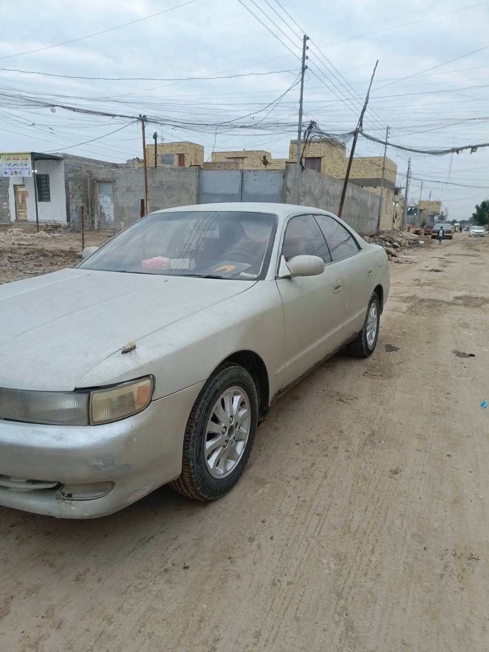 السلام عليكم شيزر نفخ للبيع او مراوس حسب القناعه رقم انكليزي هزه  جديده محرك ونجي وكير خير من الله حداديه ٨٠٪ تخم تاير كهربائيات شغاله العنوان ناصريه شطرة السياره مكفوله من العيب الشرعي بييه ضربه بل قماره ومكفوله من الكص ونقل تحويل او وكاله ***********
