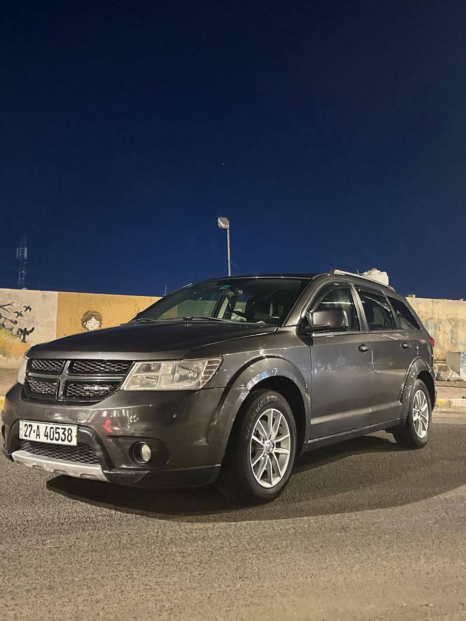 السلام عليكم للبيع جورني موديل 14 فئه sxt مكينه 6 سلندري اذا عندك مراوس عادي للستفسار الاتصال ***********
