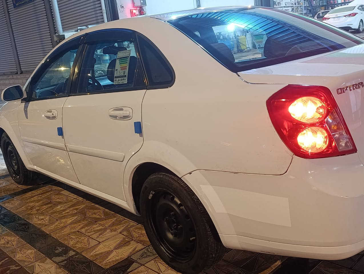 اوبتره 2011 رقم ذي قار انكليزي بسمي
صبغ قطعتين فقط 
السعر 77 مكاني ناصريه
ستفسار ***********
