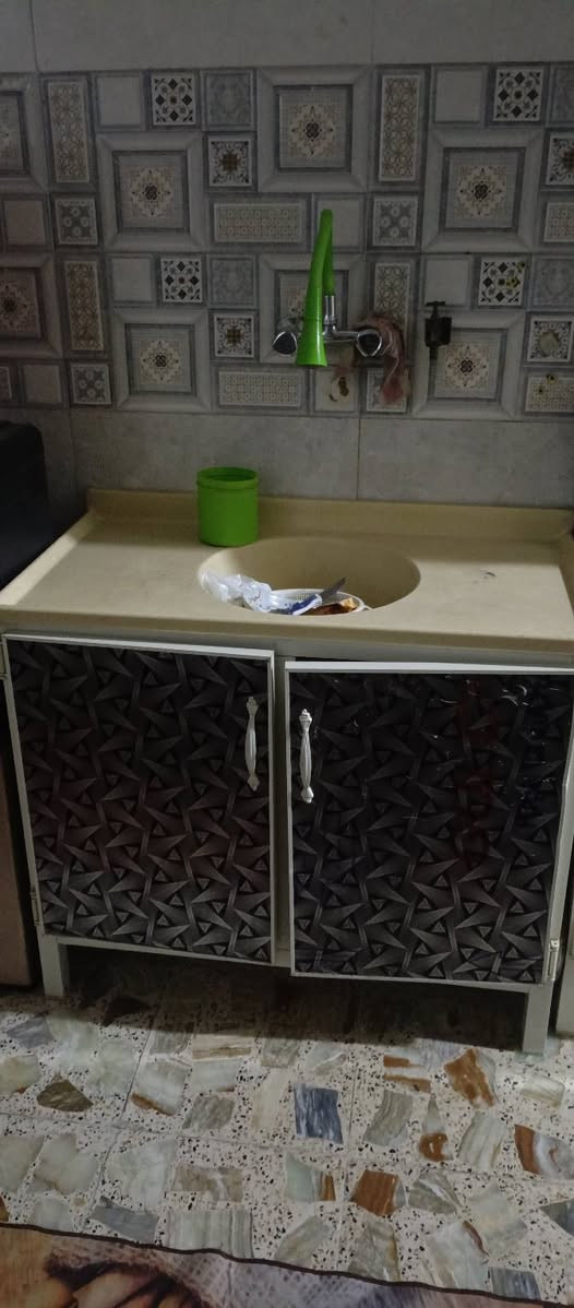 غراض مستعملة للبيع
***********
