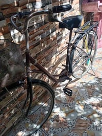 بعد تسجيل للبيع حجم 27 سعرها 65 وبيها مجال شراي يخابرني 07878567068
