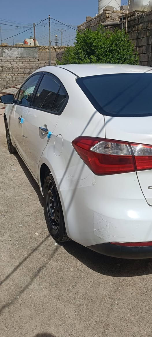 سيراتو موديل 14رقم بغداد بسمي كير مكينه كفاله اسياره بدون حادث فقط بنيد مبدل حداديه تبريد تخم تاير كله جديد ماتصرف عليه كلشي .*********** السعر 115
