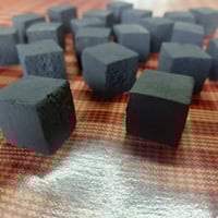 فحم صيني اصلي درجه اولئ سعر جمله 25 فقط  5 قوالب  للحجز واتساب 0785918...