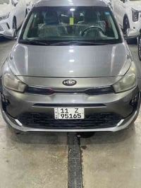 كيا ريو مديل 2022 السعر 103  صور الحادث وصور السياره من نصبغت اصفر بلص...