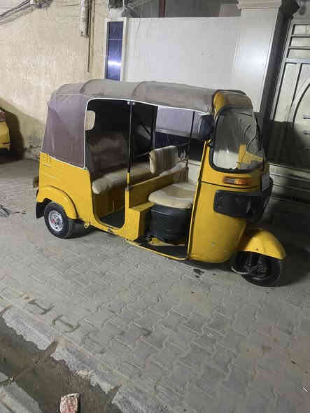 السلام عليك تكتك موديل 2020شهر12يعني محسوبه 21تكتك ضربتهه بالغد اليمن فقط ويرادله ترتيبات بصيطه وبيهه خياسات بالدوس بسيطه ما معمره 
السعر 6 و200 وبيهه مجال 
***********
مكاني بغداد الشعله
