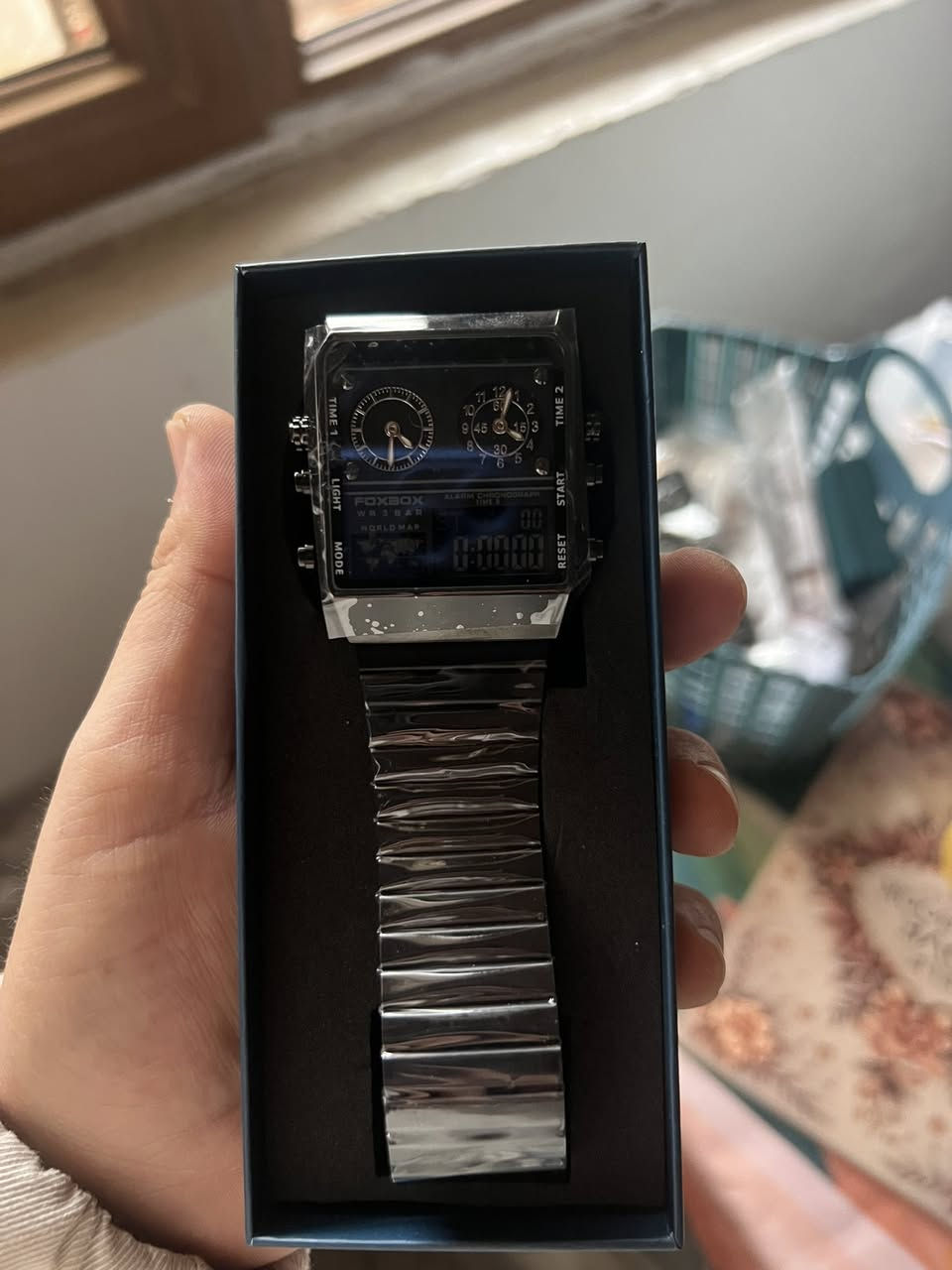 للبيع بلاش جوه السوك قيم واخذ    ***********
