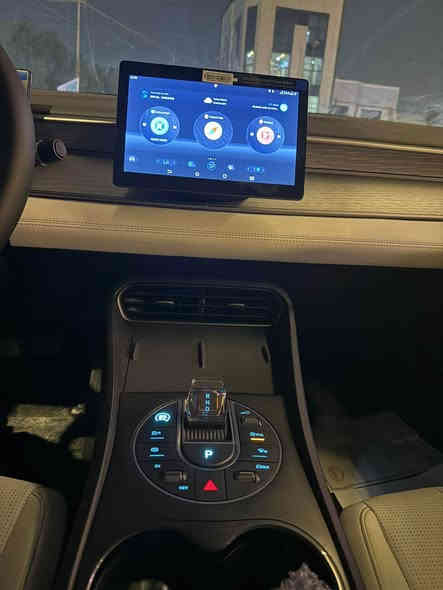 السعر ١٨ مليون و٢٥٠ الف 🔥

بدون دلاليه ☑️

بي واي ديل سيل 05 لون ابيض وداخل ابيض ملكي كامل مرفقات بصمه وكارت وفوم ☑️

للاستفسار 
***********
*********** بغداد
