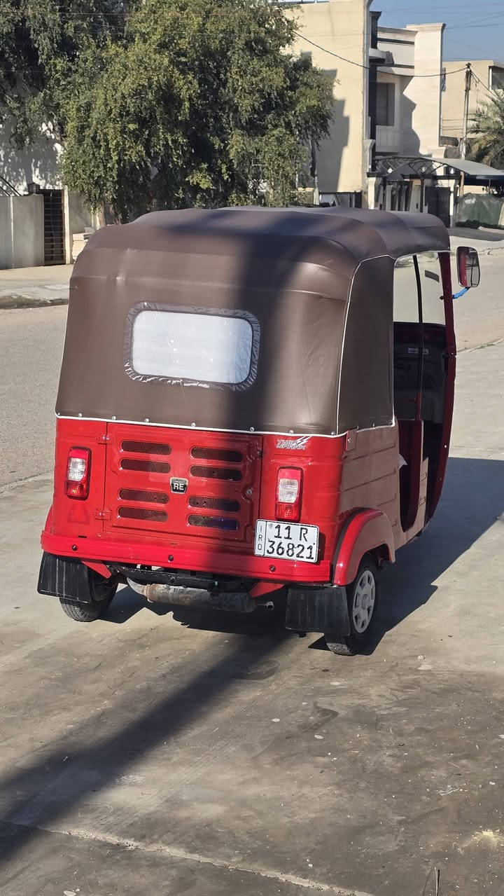 السلام عليكم تكتك موديل 19 شهر ال 12 محسوبه ع 20 رقم وسنويه تحوويل مباشر
تخم تٱير جديد دووشمه جديده. كهربايات كلشي شغال بيهة. مكينه كير اكسل مكفولات شرط تراي زيرو بدون صبغ مكفوله 
العنوان بغداد البياع تقاطع درويش للستفسار شراي يتصل ويدلل ***********
