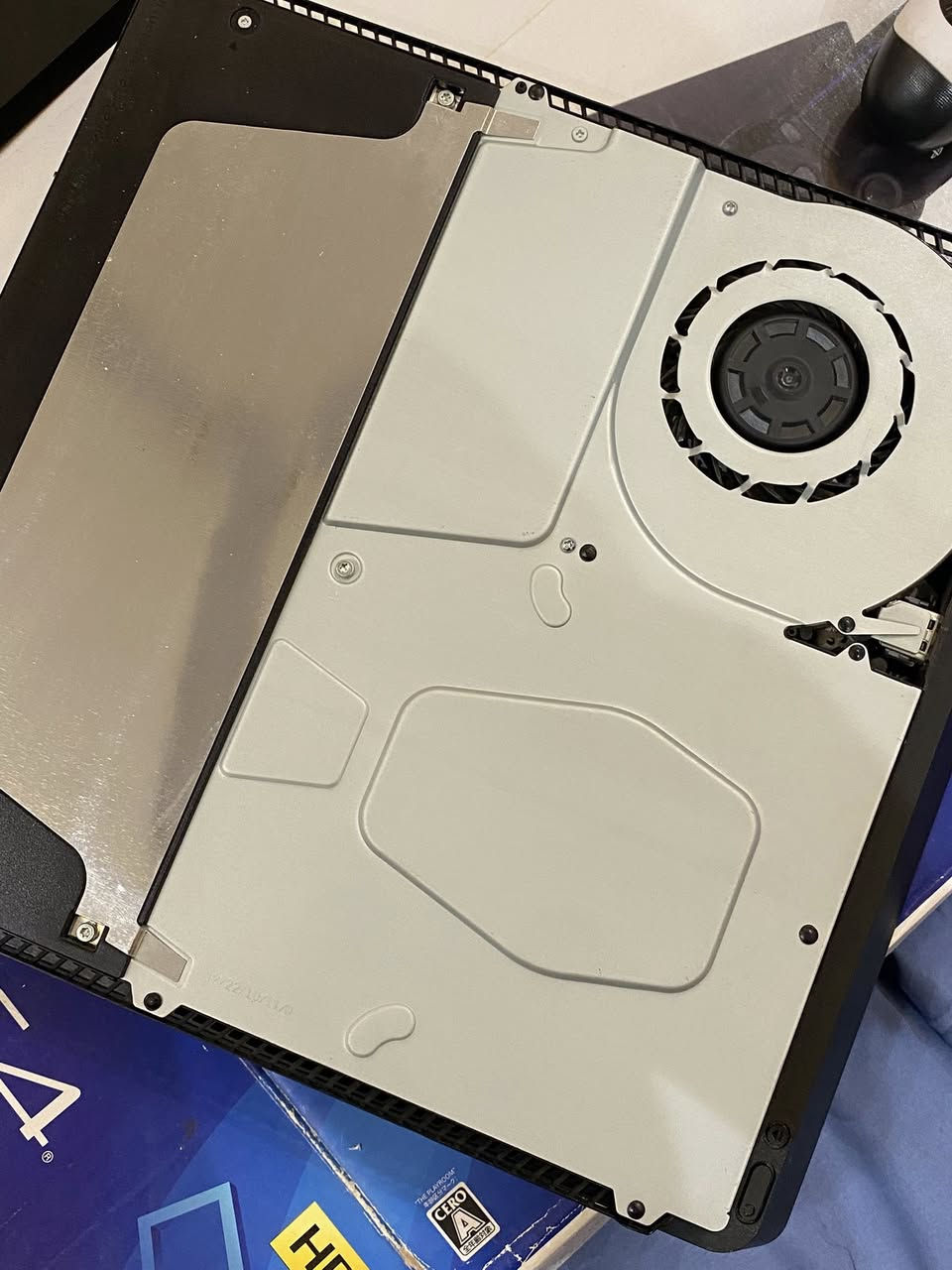 ‏ بلاي فور سليم ‏مهكر ‏نظام 12:02  ذاكرته 500 جهاز ما مفتوح كامل ملحقات جوزتك واحدة اصلية وحدة تجارية  جهاز نظيف حيل  السعر 240 في مجال قليل   المكان ديوانية تواصل واتساب عله هذه الرقم ***********￼
