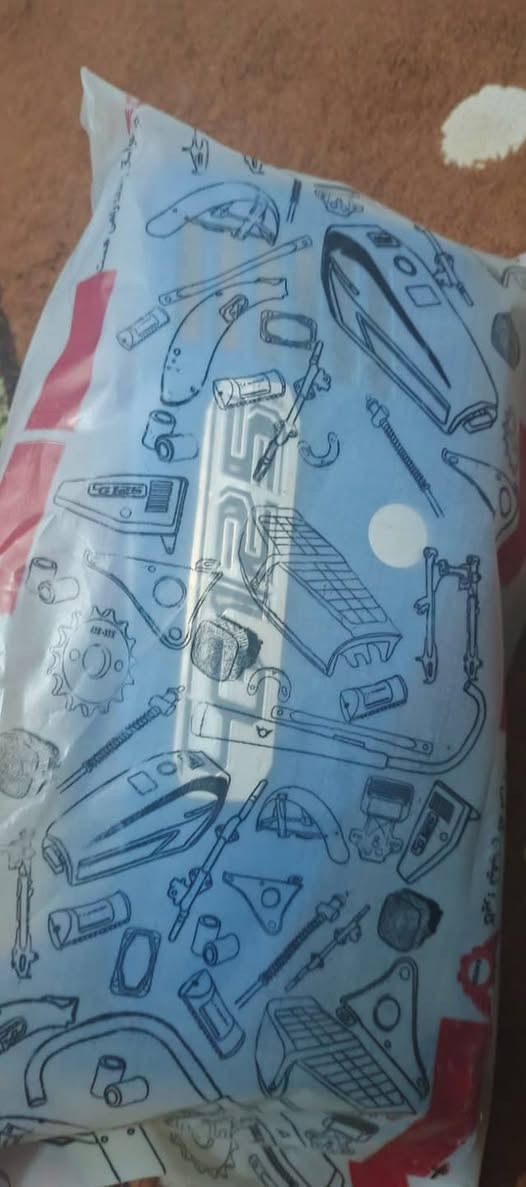 شباب هاي يده للبيع والصفحيات بلاش ويه اليده مكاني ناصريه مركز منصوريه ***********
