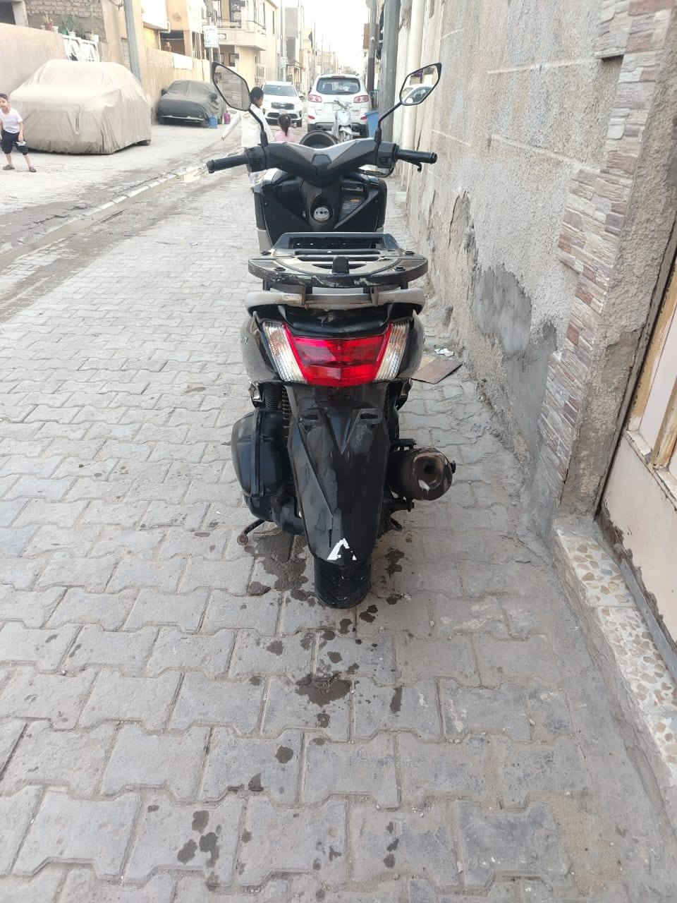 سلام عليكم دراجه ان ماكس ١٦٠ موديل ٢٠١٧ ماكلك نظيفه واسويه مال حاويه تعال وشوف بعينك احسن سعره ب 12 ورقه بيه مجال 
***********
