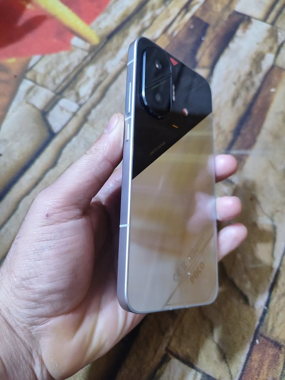 سلام عليكم اخوان جهاز f7 نضافه ١٠٠ب١٠٠ اغراض كامله 512 مع كفرين ولاسق وحمايه كامرات للبيع او المراوس بسعر 475 نهايته اخوان واعتذر من العمله مكاني بغداد مدينه الصدر توصيل ماعندي للاستفسار خاص او وات ***********
