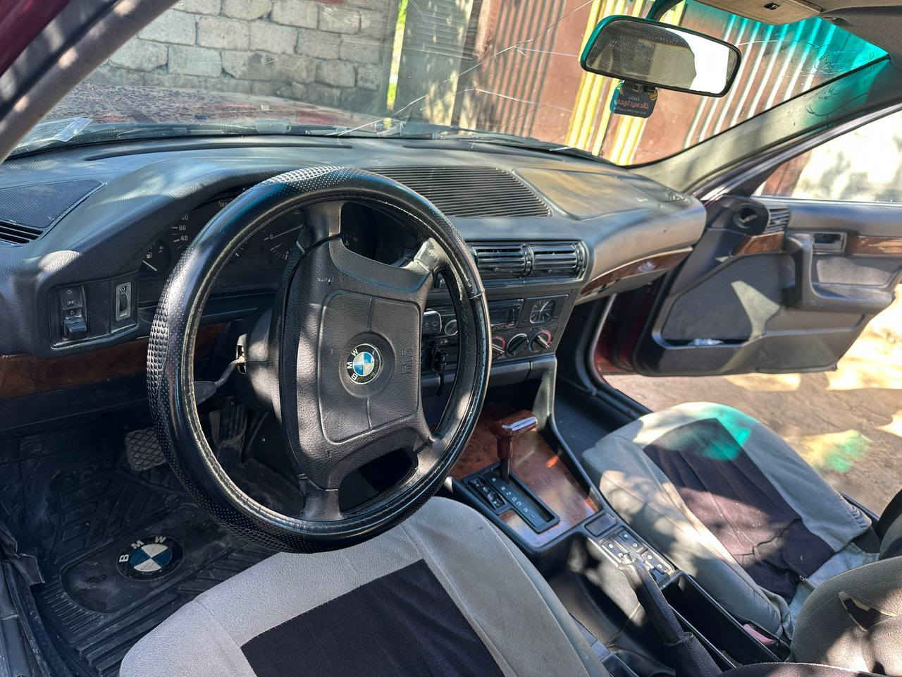 525
محرك كبس موديل 1990 صبغ عام جمالية بدون حادث او ضربة المكان موصل الايمن السعر 55 وبيها مجال للتواصل ***********
