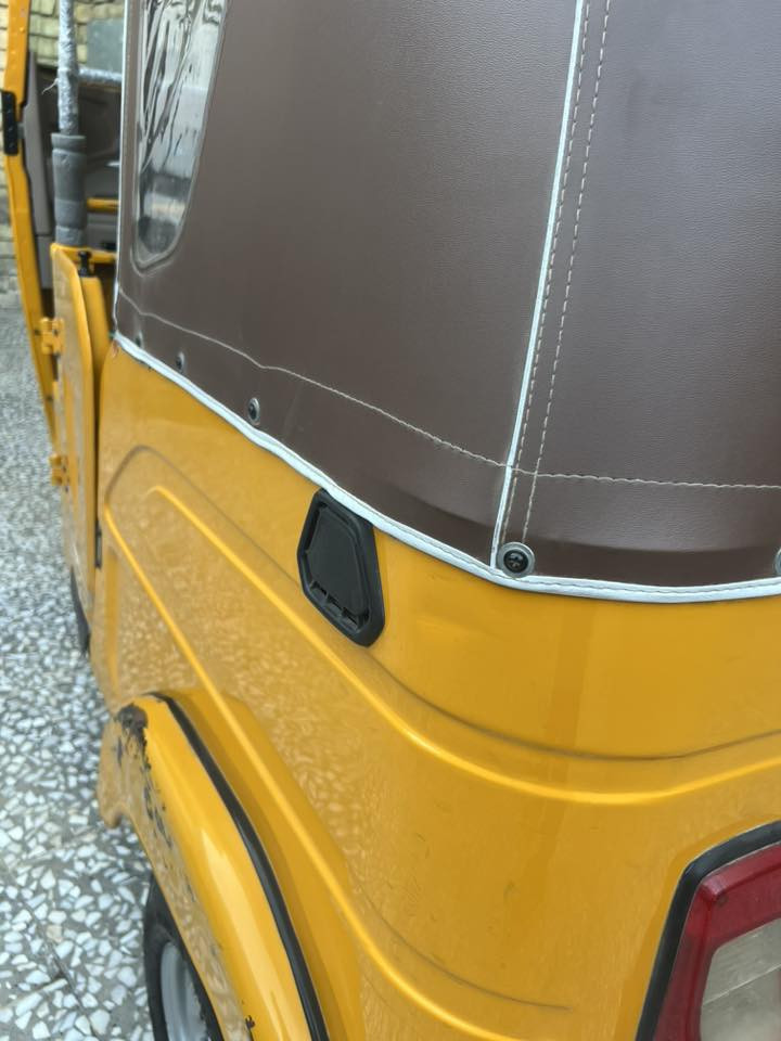 سلام عليكم تكتك لبيع 2021رقم كربلاء نكليزي مشروع وطني نضيف مكينه خير من الله كهربايات كبه شغاله البكان بغداد الكماليه الرقم ***********
