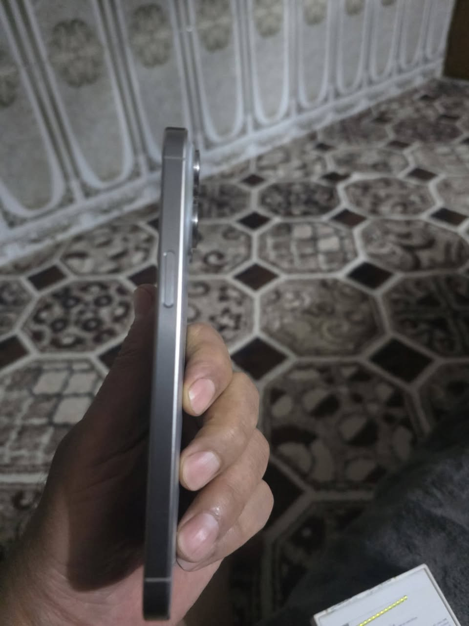 يالله مبايل ايفون برو ماكس ذاكرة ٢٥٦ جهاز نضيف  نضافة مية المية بطارية ٩٦ العنوان الاعلام ***********
