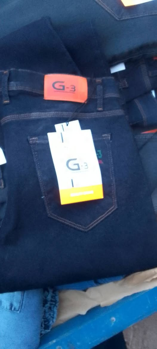 السلام عليكم 
مكلف بلنشر 
بنطلون تركي درجة اولى بسعر 15الف 
قياسات متوفره توصيل 1000دينار جميع مناطق الرفاعي 
راسلنا على الخاص يجيك القياس الي يناسبك


**إذا كنت صاحب هذا الإعلان وتريد حذفه لأي سبب، رجاءا أرسل رسالة إلى الدعم الفني**