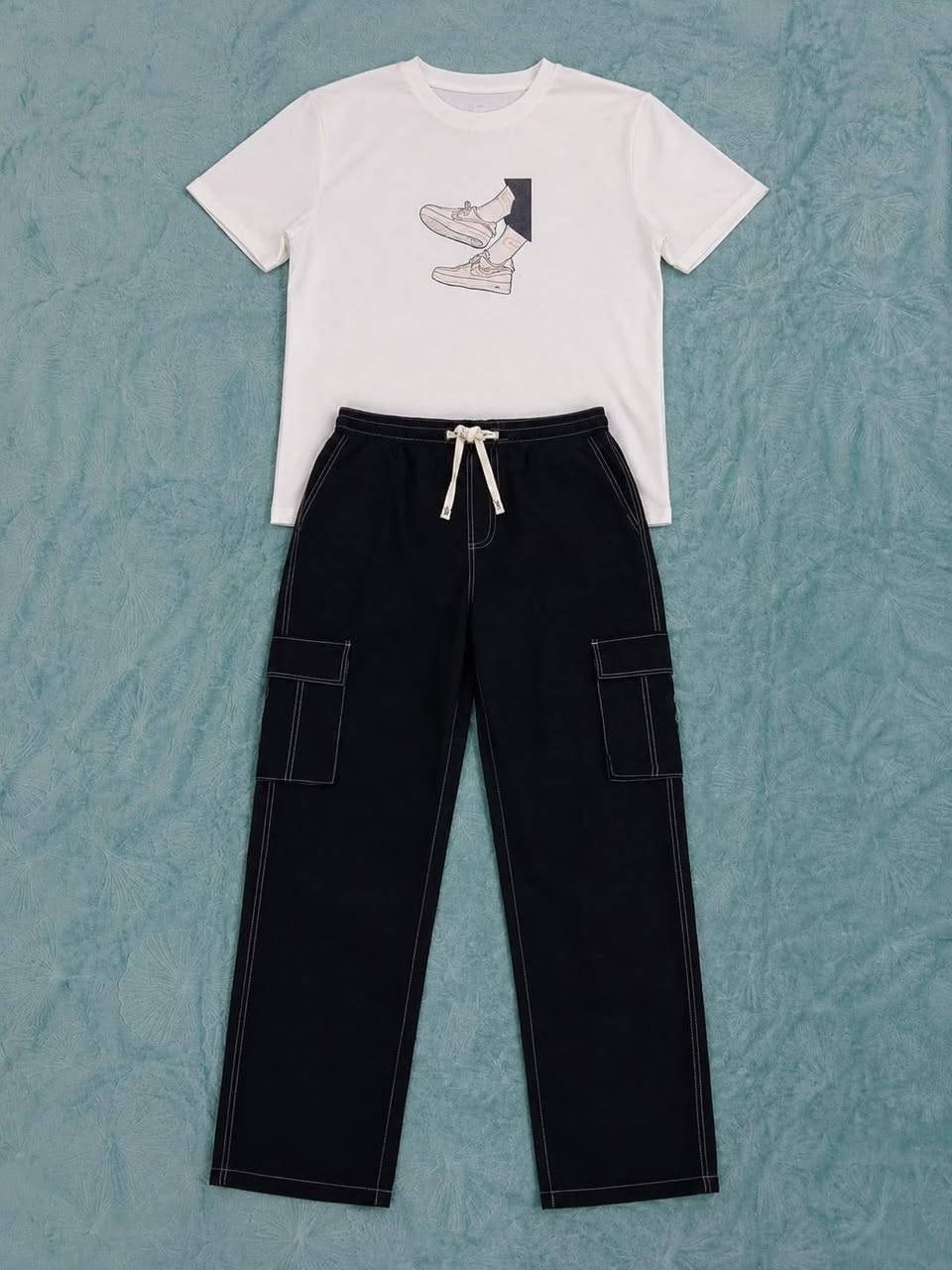 سلام عليكم توفرت ملابس شبابيه M:L:S.XL هاف و برمودات هاف و انواع التشيرتات و البجايم ال 110و تكون السعار منااسبه جدا 💯🔥😉ويكون التواصل واتساب***********وماسنجر راسلنه و تدلل و التوفيق للجميع انشالله
