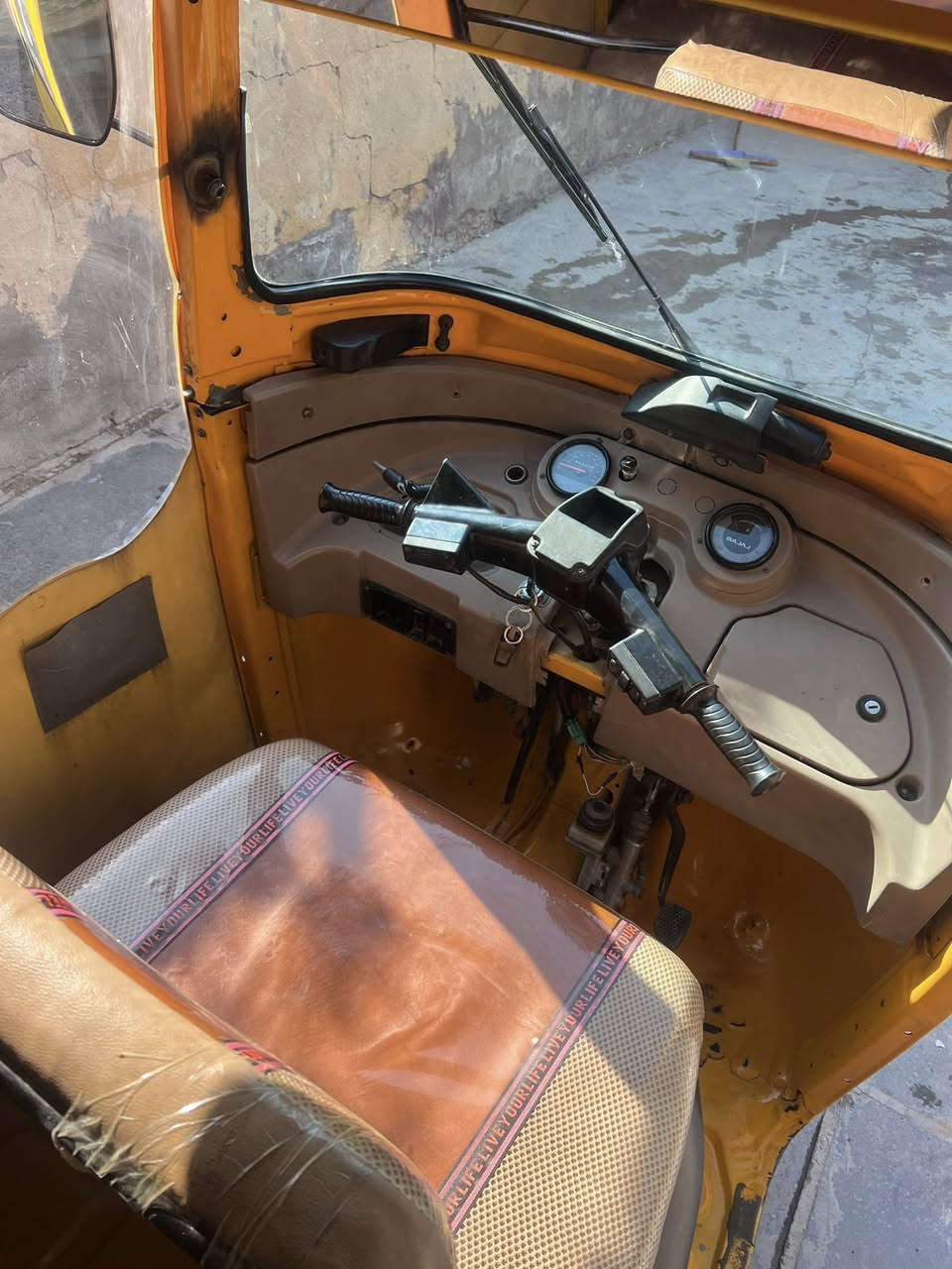 السلام عليكم
تكتك للبيع✅️رقم وسنويه مرقمه (كربلاء)  تحويل ثاني يوم بأي مكان تريد 

تكتك خير من الله مال شغل. ... مجفته تجفيت شركه اصلي اصلي  مال جناي تكتك بدون تعمير على وضعها   سعرها✅️ست ملاين (6)

العنوان(بغداد المعامل حسينيه شارع التيوتات)

مديل 2020/12/30

***********
