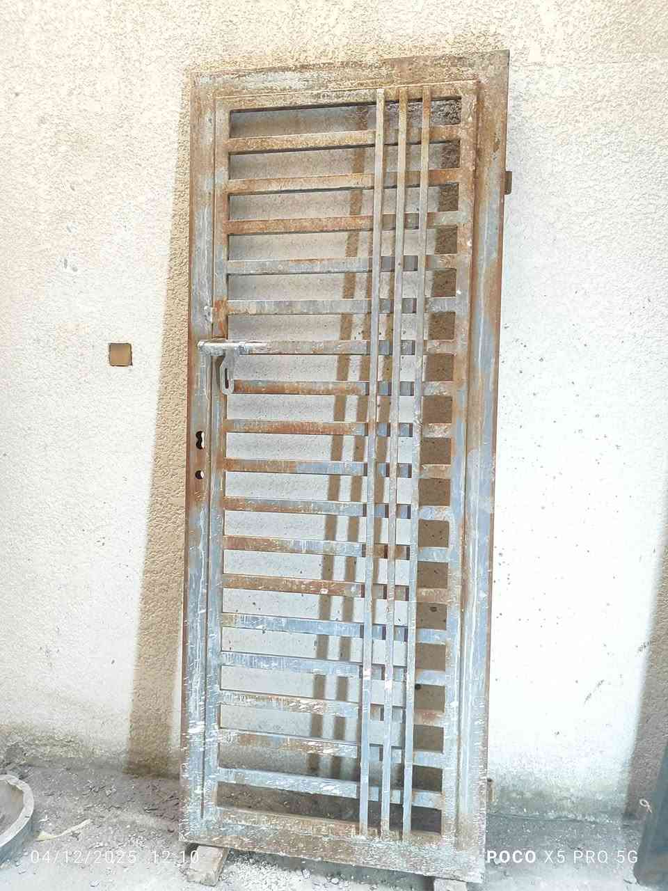 سلام عليكم صباغ شبابيك الاستفسار ***********
