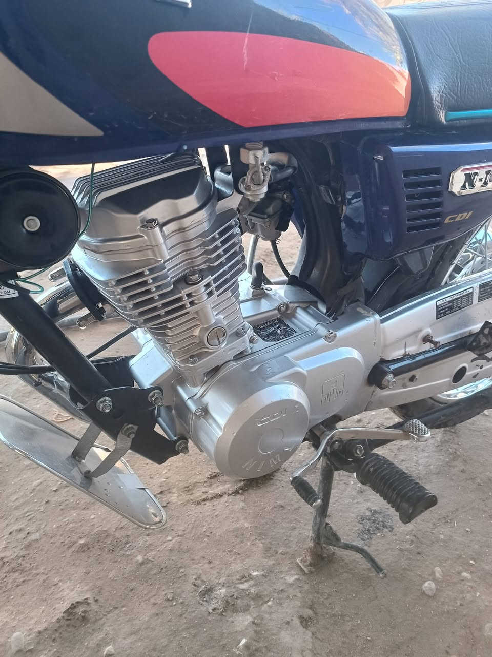 سلام عليكم دراجه اربعه كير موديل 25,نضيفه خير من أوراق سكنر مشاريه من معرض ابو سكينه السعر 700 بيه مجال شي قيلل ***********
