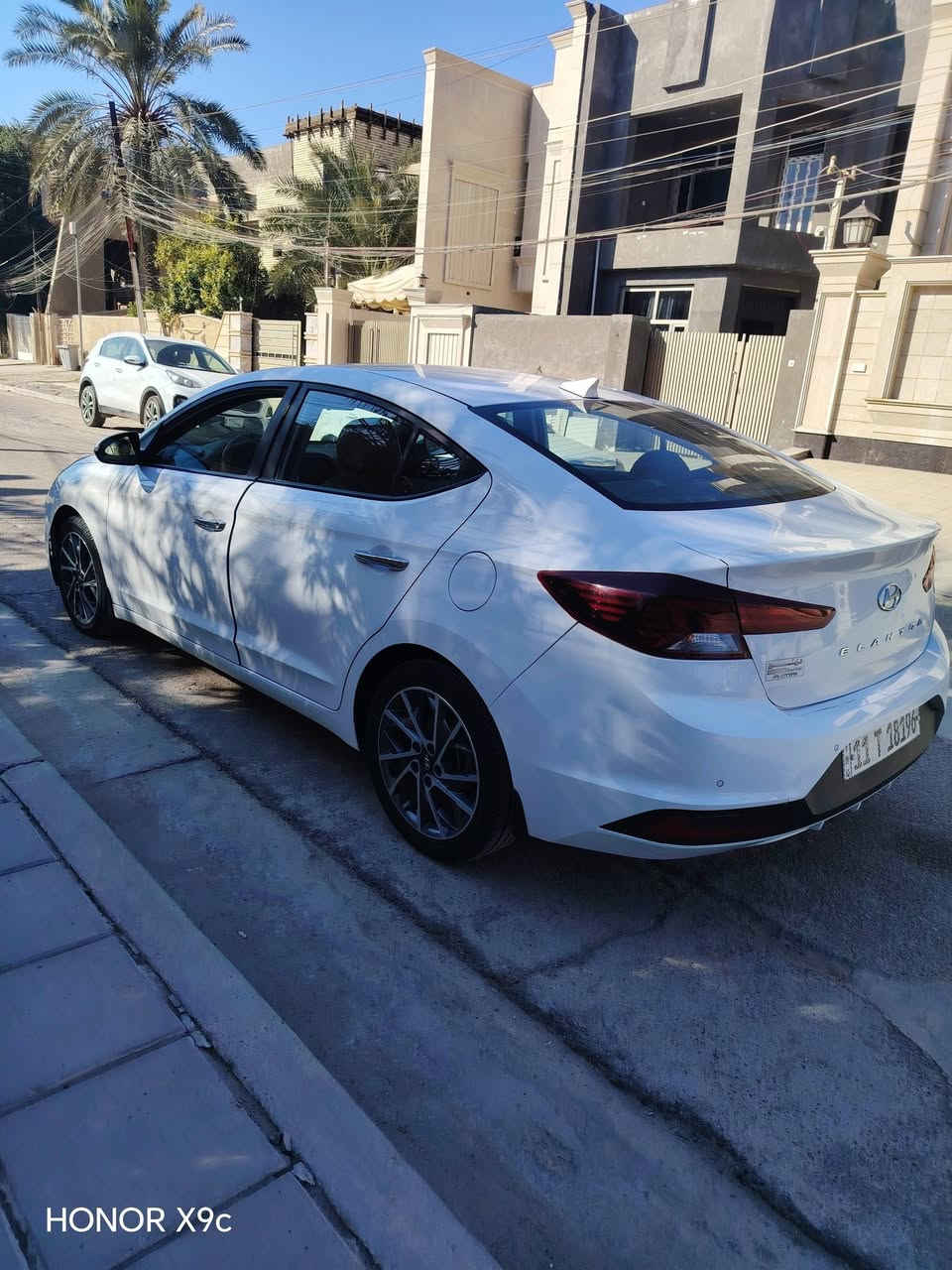 السلام عليكم ورحمة الله وبركاته
النترا 2019 خليجي مكفوله كفاله عامه من الصبغ والبارد والتبديل والفتح ماعدا كم رصعة مال حالوب
رقم بغداد دولي سنويه 2030
محرك 2000 سلايد تبريد قطعتين ماشيه 61 الف
وبيها فطر صغير بالدعاميه الخلفيه موجود بالصور
سياره جديده بمعنى الكلمه على وضع الشركة واحلى من الصور
السعر 160 وبيها مجال بسيط
مكان السيارة بغداد العامريه ***********
