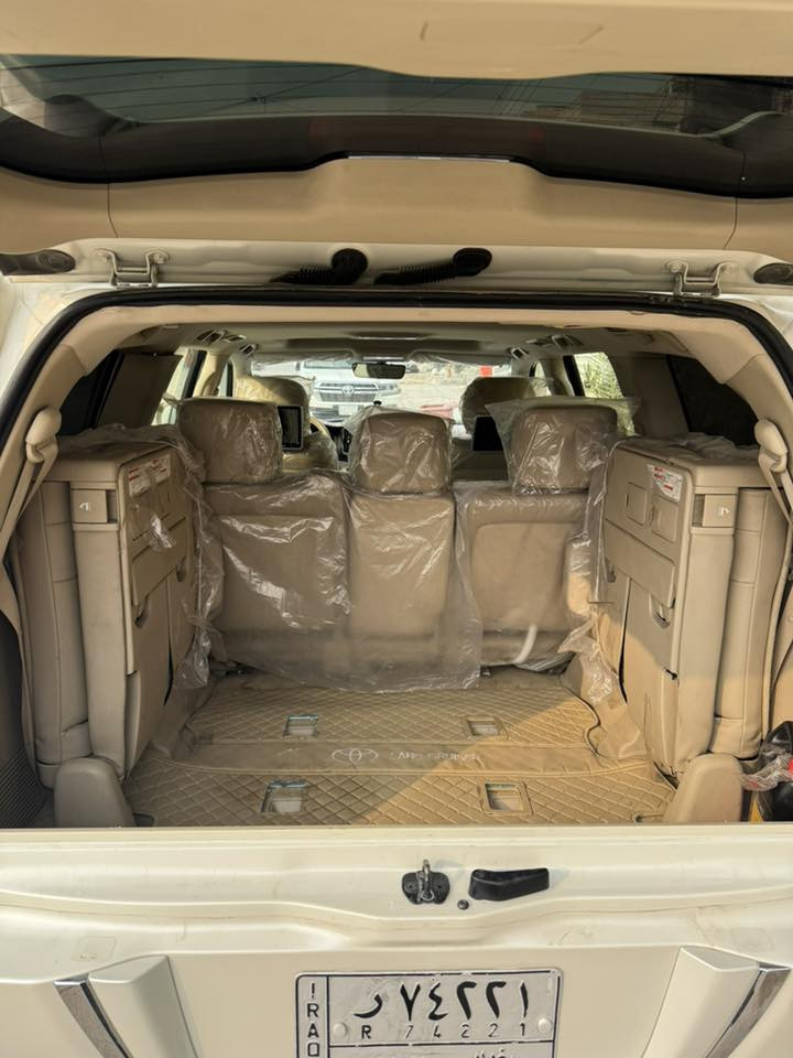 السلام عليكم

للبيع لاندكروز vxr  موديل2018 ساز ضرر  موضح في السونار

جديدة بمعنى الكلمه اللون ابيض صدفي رقم بغداد 

محرك 5700

V8

فول موصفات 1/1

بصمه تشغيل 

5 بصمه أبواب لمس 

تشغيل عن بعد 

فتحه سلايت

كشنات ثنين كهرباء 

كشنات جلد 

8ايرباك 

زراكات 

مري شفط 

شاشات خلفيه 

جنطه شفط 

عداد لكزز 

ثلاث قطع تبريد 

حساس امامي 

حساس خلفي  

وباقي موصفات ساز معروفه 

سعر السياره 5شدات و10 ورقه

الاستفسار اتصل على الرقم***********

مكان الناصريه

اني مكلف بالنشر.
