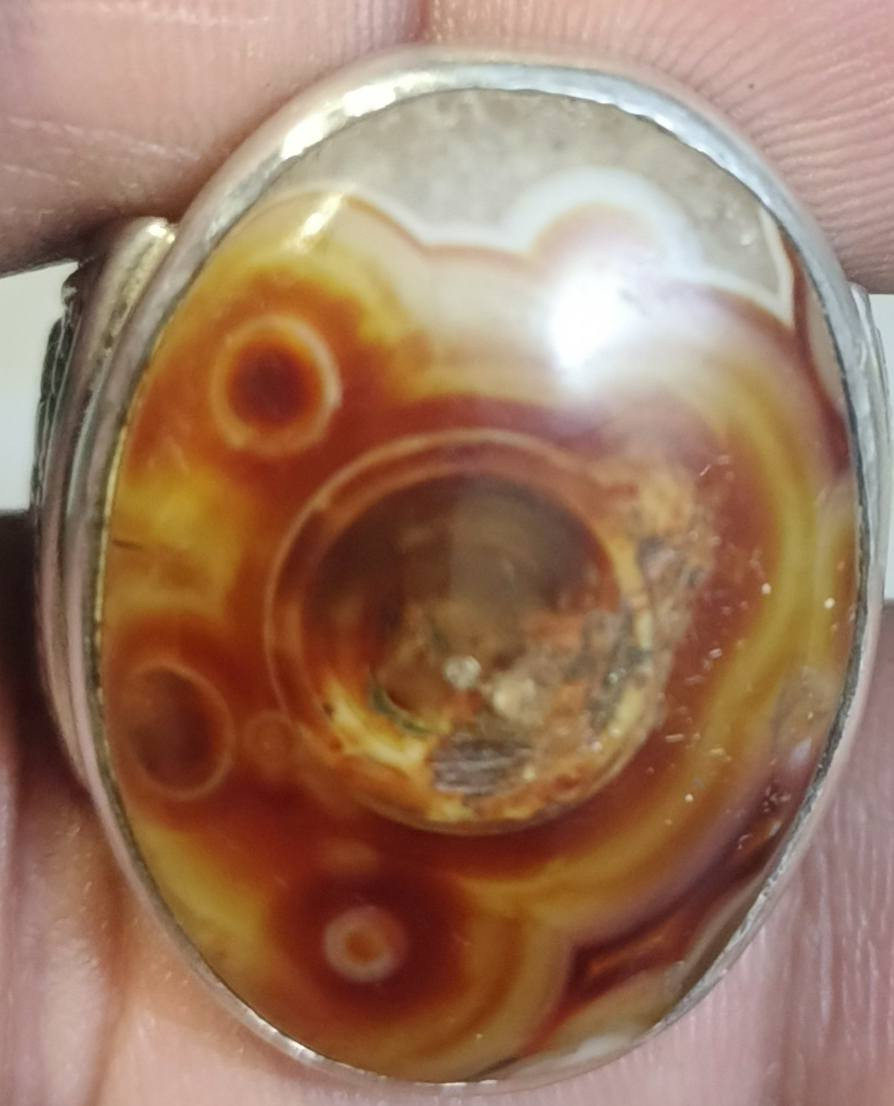 خاتم داودي  كلش قديم صياغه ابو مشتاق حجم راهي للبيع او المراوس *********** مكاني نجف قريه الغدير يوجد توصيل
