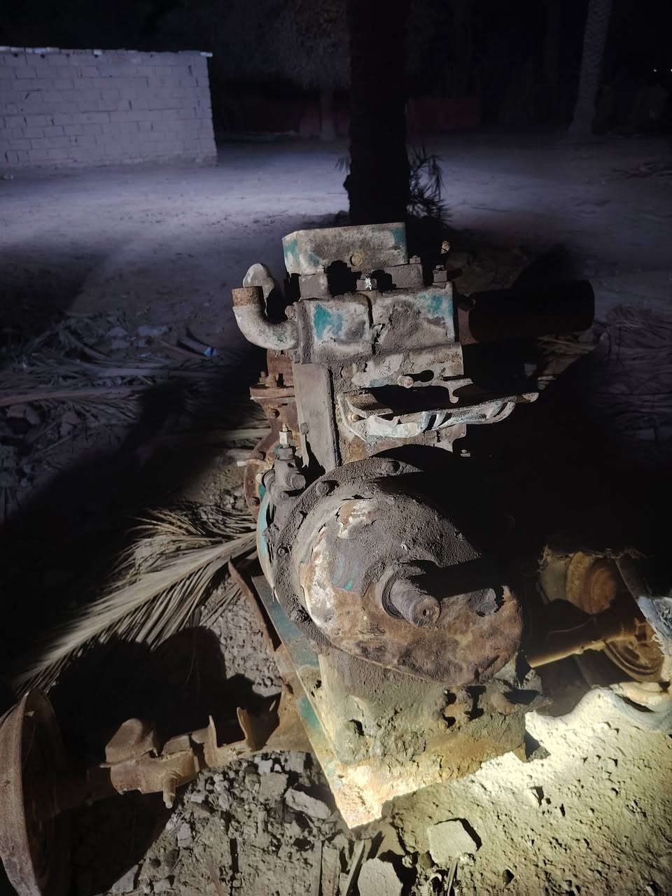 السلام عليكم ماطورات ثنين واحد ٤في ٤ هندي والثاني سبعة ونص حصان كايمات ثنينهن المكان ديوانية ناحية نفر للاتصال على الرقم ***********
