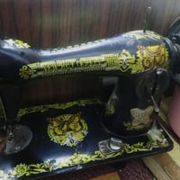 مكينة خياطة • فراشه اصلية • نقص بسيط