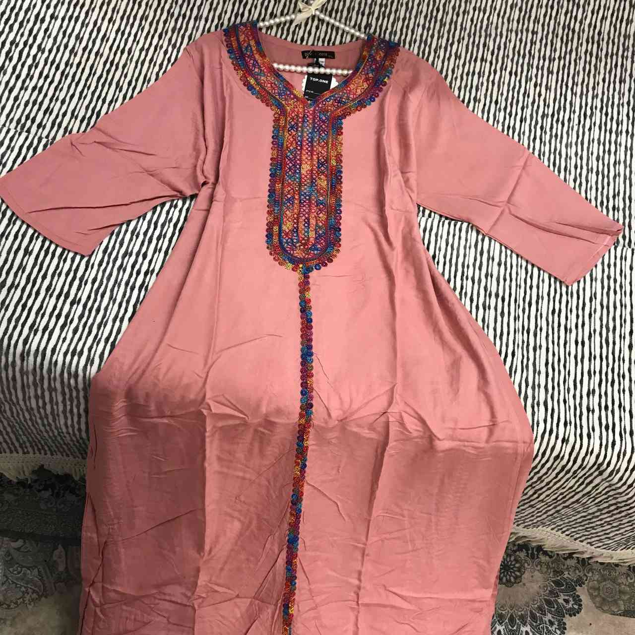 دشاديش كشمير 
سعر القطعه 14
قياسات من لارج الى3xl


**إذا كنت صاحب هذا الإعلان وتريد حذفه لأي سبب، رجاءا أرسل رسالة إلى الدعم الفني**