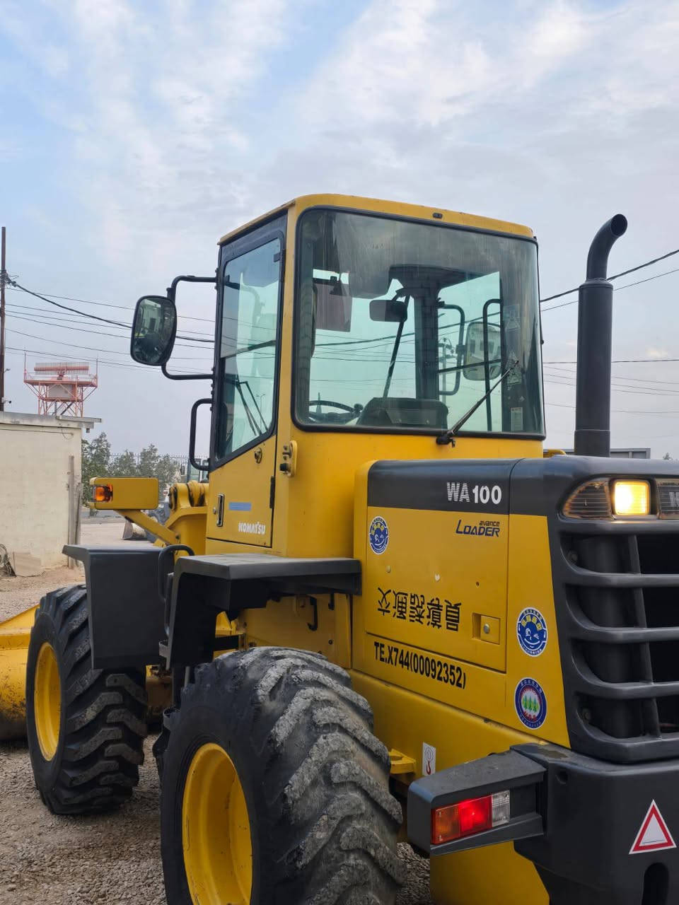 كوماتسو حجم 100دخول جديد مكينه 4 كير ميكانيكي
تخم تاير جديد العنوان النجف الاستفسار الاتصال برقم فقط ***********

***********
