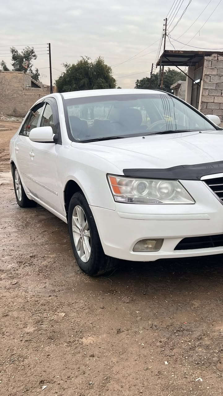 السلام عليكم
سوناتا ٢٠٠٩ امريكي ضرر باب وجاملغ وبيها باب وجاملغ بلاديات تبديل وبيها بخشم البنيد وشويه بالقماره رشات مال تشليع شرط بدون معجون بدون دواخل ابيع عسونار سياره جديده مكينه ٢٤٠٠ رقم اربيل جاهزه سعرها ١٠٨ وبيها مجال بسيط 
***********
