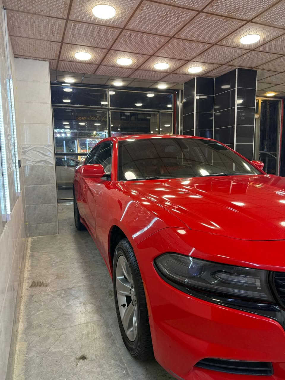 جاجر ١٧ كفاله عامه وارد امريكي  ماشيه١٦٠كيلو سياره جديده sxt السعر ٢٣٥ متواجدع واتساب فقط ***********.
