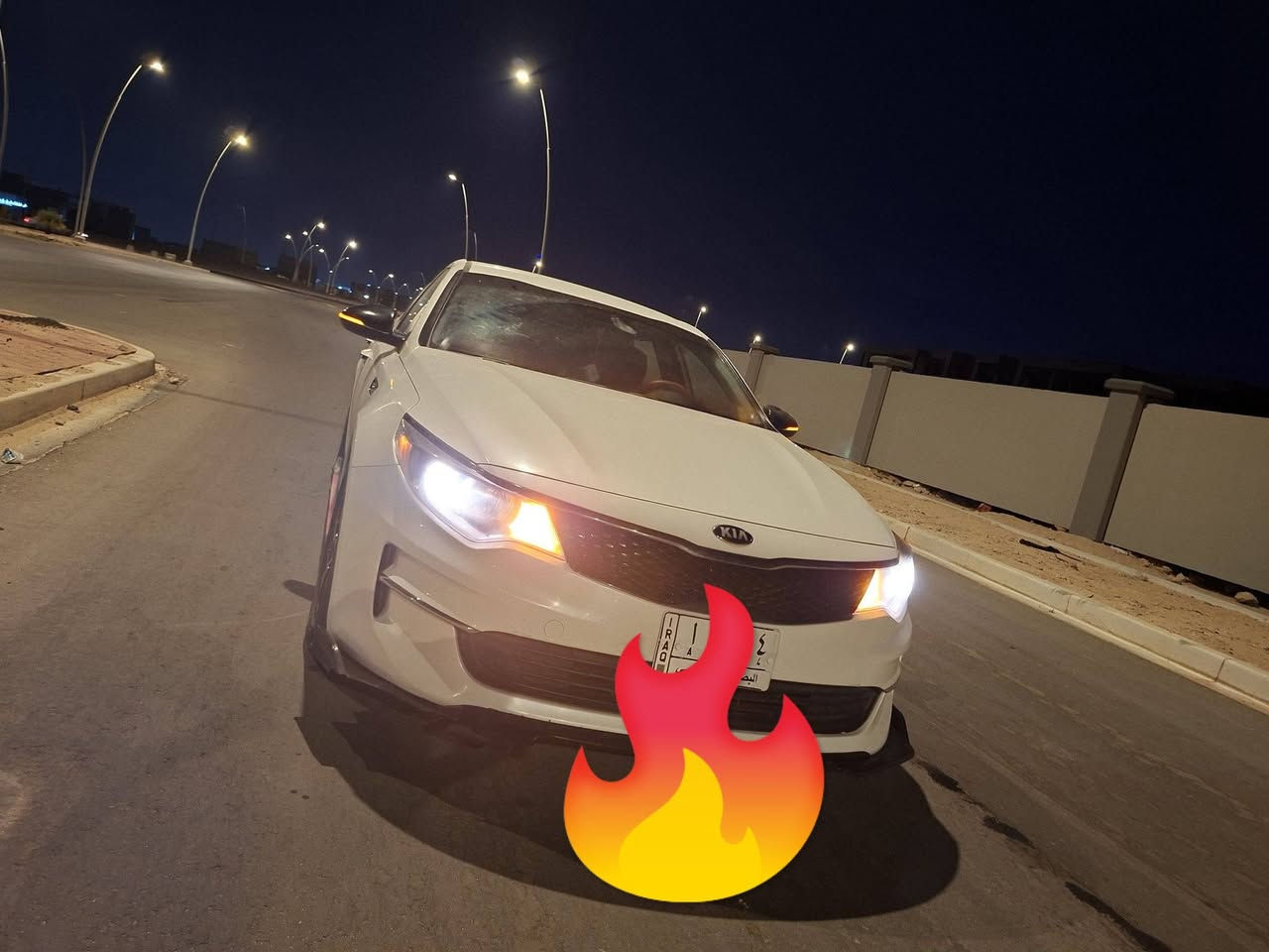 اوبتما ١٨ 
مواصفات fe
وارد امريكي وصور الحادث مرفقه بالمنشور 
بيهه صبخ جوه قبق البانزين شي قليل جدا 
وبيهه بارد بالباب مال سايق 
سياره جديده بمعنى الكلمه 
ماشيه ٨٥ 
سياره جاهزه من كلشي ماتخسر عليهه دينار 
السعر المطلوب ١٤٥ 
***********
مكاني البصره القبله وسياره بأسم اخوي 
تحويل مباشر
