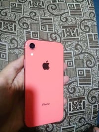 آيفون XR • نضيف • بطارية ٧٩٪