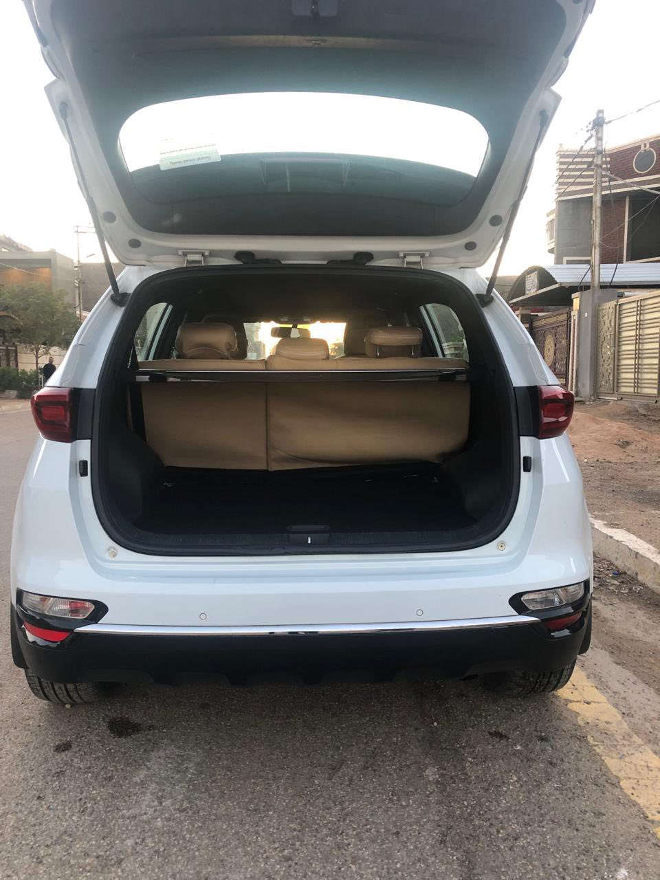 سبورتج 2019 (شكل 2020) خليجي
رقم بغداد
🔹 المواصفات:
 • محرك 2.0 اقتصادي
انظمة قيادة ايكو ونورمال وسبورت
 • جير أوتوماتيك
 • شاشة وسطية ( Touch)
 • كاميرا خلفية
 • تحكم بالستيرن
 • فتحة سقف بانوراما قطعتين
 • داخلية جلد نظيفة
 حساسات امامي وخلفي
مري شفط
بصمة ابواب

📍 السيارة نظيفة استخدام شخصي بيهة فقط اماكن تكحيل  بسيطات
📌 ما تحتاج أي صرف وجاهزة للفحص
السعر: 185 وبيهة مجال بسيط
 مكاني بغداد المحمودية 
للاستفسار ***********

0780 967 0637
