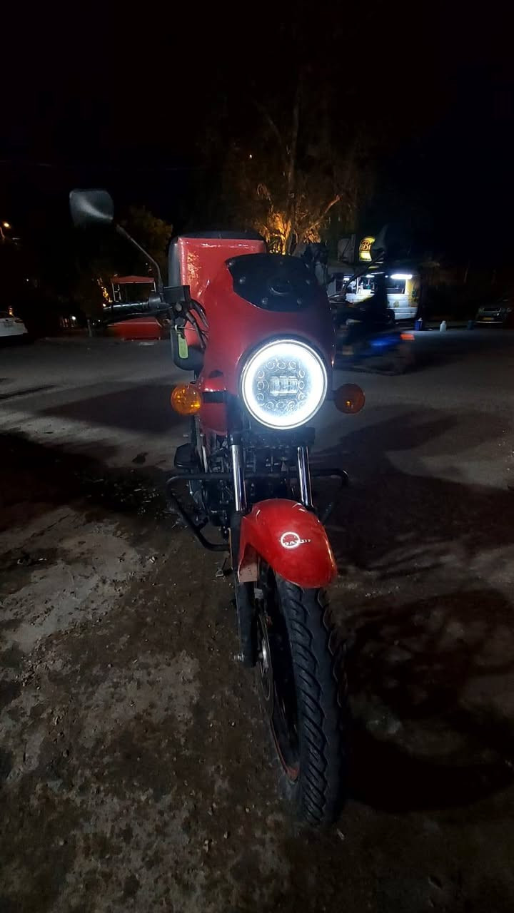 سلام عليكم من رخصة الاداره الكروب
دايون موديل ٢٥ ماشيه ٤٠٠٠ الااف رقم اربيل دراجه جديده ونظيفه وانظف من الصور دراجه حلوه وناعمه مكاني نجف دراجه سعرها ٢٣٥٠ اثنين و٣٥٠. وبيها. مجال الاتصال على هذا الرقم *********** خاص ما متواجد
