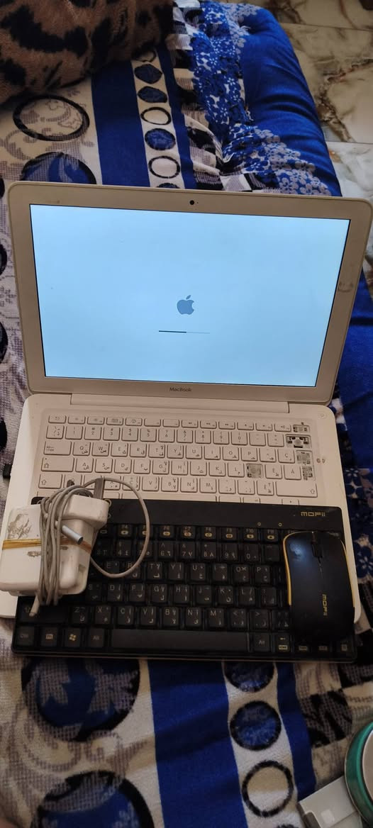 البيع البتوب الايفون مع كيبورت خارجي شغل مع موس شغل  نضيف بطاريه شغله بس يحتاج فرمته بس البيع مومراوس مع شاحنه اصليه 60واط


**إذا كنت صاحب هذا الإعلان وتريد حذفه لأي سبب، رجاءا أرسل رسالة إلى الدعم الفني**