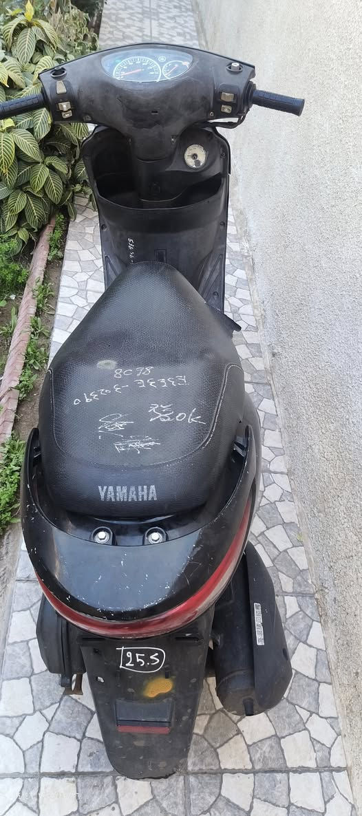 السلام عليكم دراجه بريز نوزل للبيع مصارله شهر جبته من الرمبه السعر  850 وبيه مجال عنواني بغداد صليخ. الرقم  ***********
