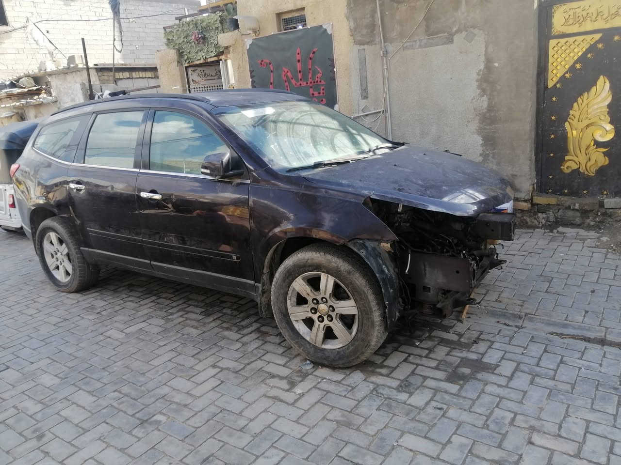 سياره شوفليت للبيع قاطعه نار فقط مكينه وكير جدي رقم بغداد بدون صربه وصبغ  *********** للعلم وليريد مكينه وكير عادي للبيع
