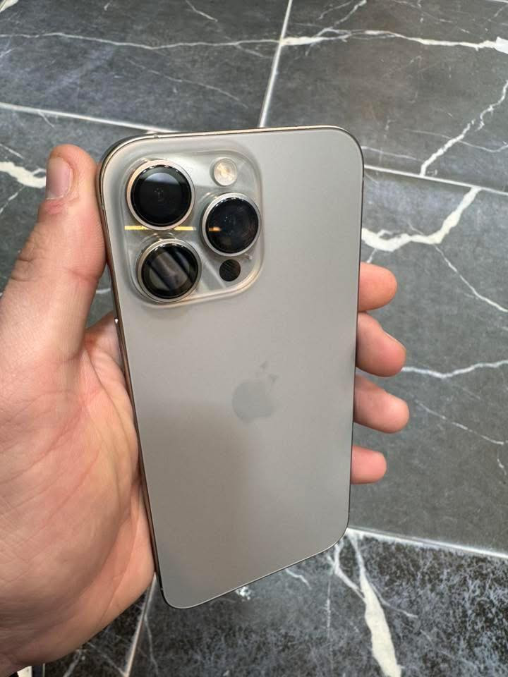 16 pro max
ضمان ماستر
ذاكرة 256
مكفول من كللشي  ممفتوح 
حالة البطارية 91
كارتون+كيبل
العنوان بغداد  
السعر 1300
واتساب او اتصال***********
