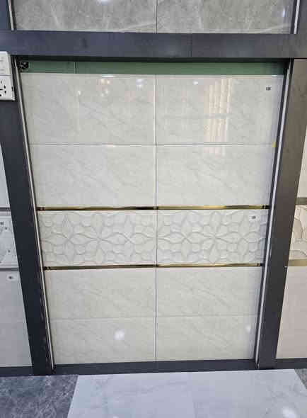 #السرحان_للسيراميك 

موديلات جديدة..... الوان مميزة ... حجر ابيض

30*60 
50*50 
60*60

ناحية القيارة..... قرب السيطرة الشمالية 

*********** سرحان 
*********** سفيان 
*********** امجد 
*********** أسامة
