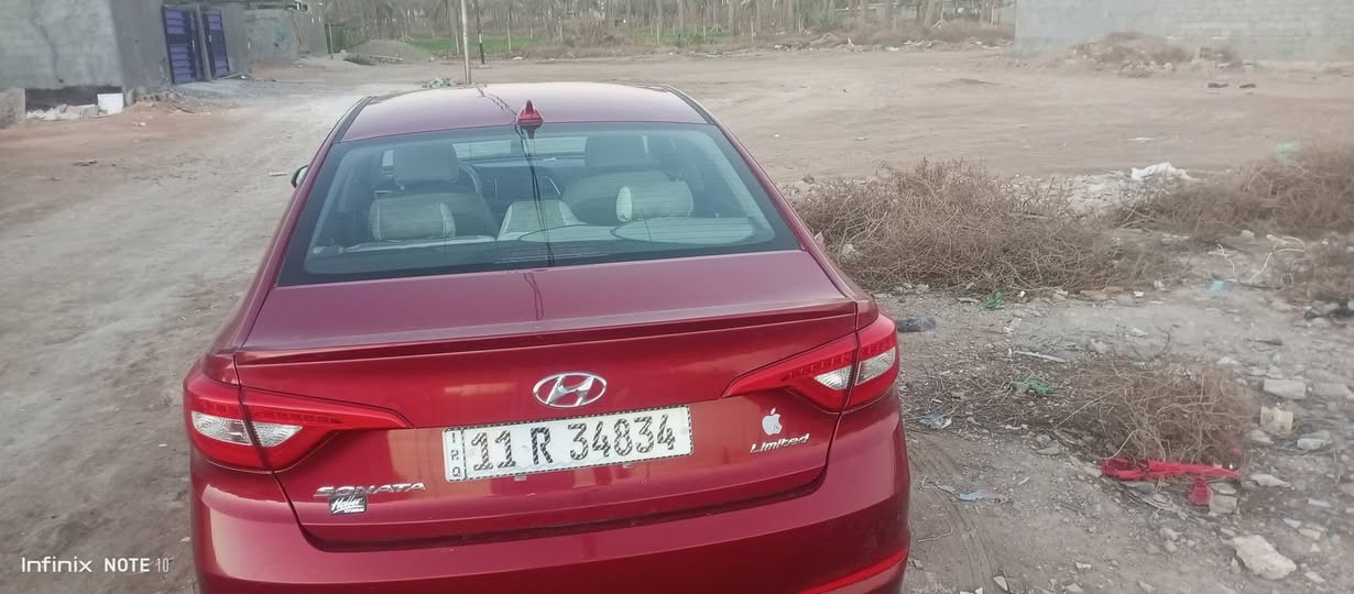 سوناتا ٢٠١٥ بغداد دولي باسمي سنوية لل٢٠٣١ وهزته جديدة بعدلها سنة فول لمتد على الاخير وارد امريكي طابه كلين بدون حادث بيها صبغ هنا بالعراق ٤ قطع بدون حادث كلها ليبل واحد السيارة كفالة من كل شي بالصندوك بعدها تخم تاير اصلي جديد ماتصرف عليها ولا ربع السعر مال بيع ب ١١٢ ورقة مكاني بغداد اللطيفية  رقم الهاتف *********** و ***********
