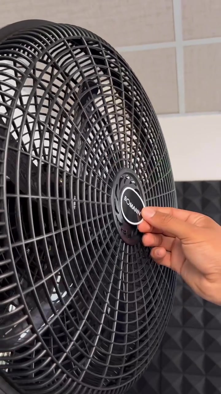 شوب الصيف ماله غير حل واحد جبار وموفر! ☀️🔥
عرض بومان وصل: مروحتين بباكيت واحد وبسعر مروحة وحدة! 🎁🌬️

5 ريش لدفع هواء قوي وهدوء تام يريح الأعصاب. 🤫💨

قياس 18 بوصة مع قاعدة ثابتة تضمنلك أعلى أداء. 📐💪

تحكم بالسرعة والارتفاع ليناسب كل زوايا البيت. 🏠✨

جودة ألمانية تعيش وياك وتبرد عليك أصعب الأيام. 🇩🇪✅

اطلب العرض الآن قبل نفاذ الكمية واستعد للصيف! 🛒🚀

          🔥السعره🔥 70 مع التوصيل 
               
                                 ***********👈🏻
