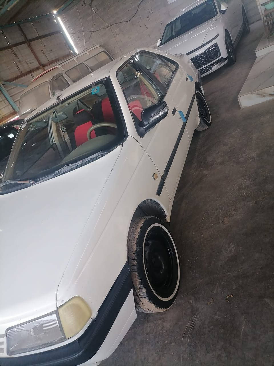 السلام عليكم 405 2009 السياره حلوه وجاهزه السعر 28 وبيها مجال مكان السياره الديوانيه المركز ماكينه كير حداديه تخم تاير جاهزه وحلوه رقم بغداد مداور ثاني يوم الاستفسار اتصال هذا الرقم ***********
