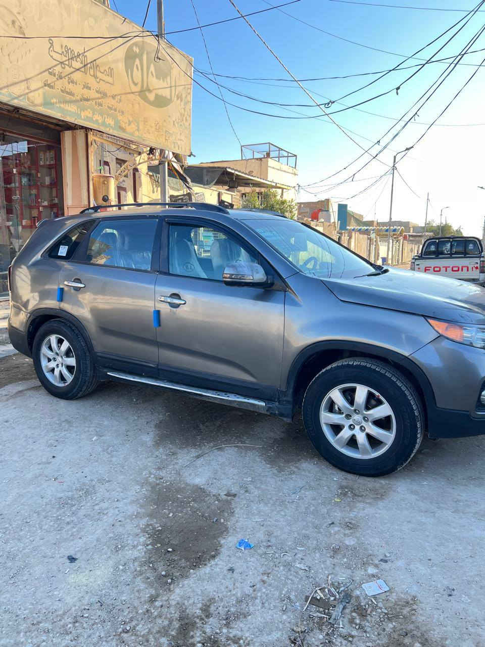 السلام عليكم رمضان كريم عليكم اخوان      السعر 89 وبيه مجال للطيبن  سورنتو 2011 امريكي حادثه جاملغات الخلفي بدون دواخل وبيه ضربات خفيفه ونصبغت احزام القماره مابيه صبغ اني شبيعك صبغ عام حته ماتعبك ولاتعبني مكينه 2400 لاتنقيص ولاتبخير حداديه نص عمر مو تكول ماذاكره 7 راكب تبريد 3 قطع تبريد ثلج تخم تاير امانت الله السياره مال جنيان وسعره مال سايبه
العنوان ديوانيه
***********
***********
