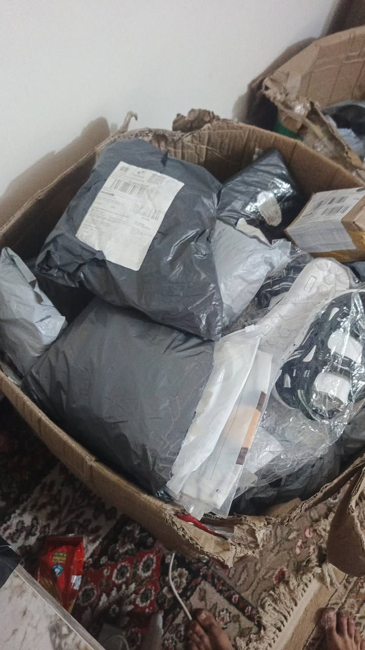 شلعه ملابس امزون دي اج ال 3كراتين وشليف كلشي بيها
***********
واتساب
